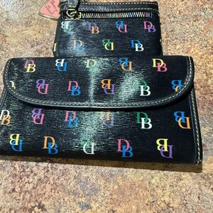 Dooney & Bourke Black Multicolor Logo Women's wallet & coin set